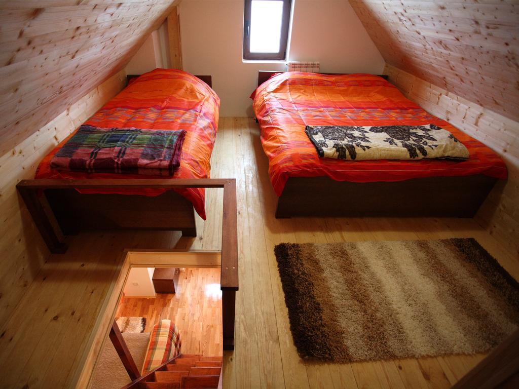 Family Apartments Zabljak  Ruang foto
